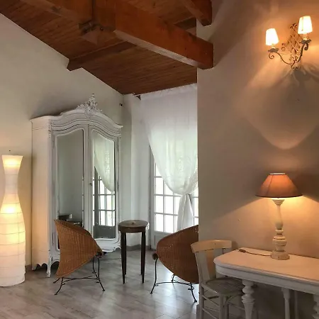 Domaine De Hongrie Ногаро