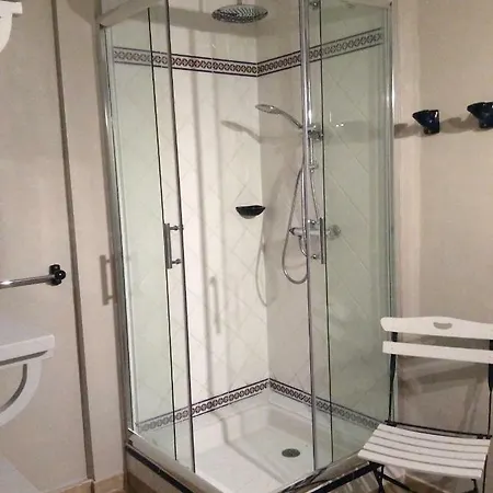 Domaine De Hongrie Bed & Breakfast